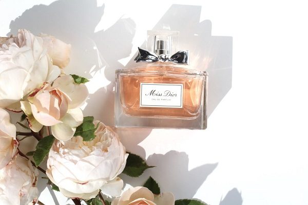 ادکلن زنانه میس دیور مدل Miss Dior - Absolutly Blooming حجم 100 میلی لیتر